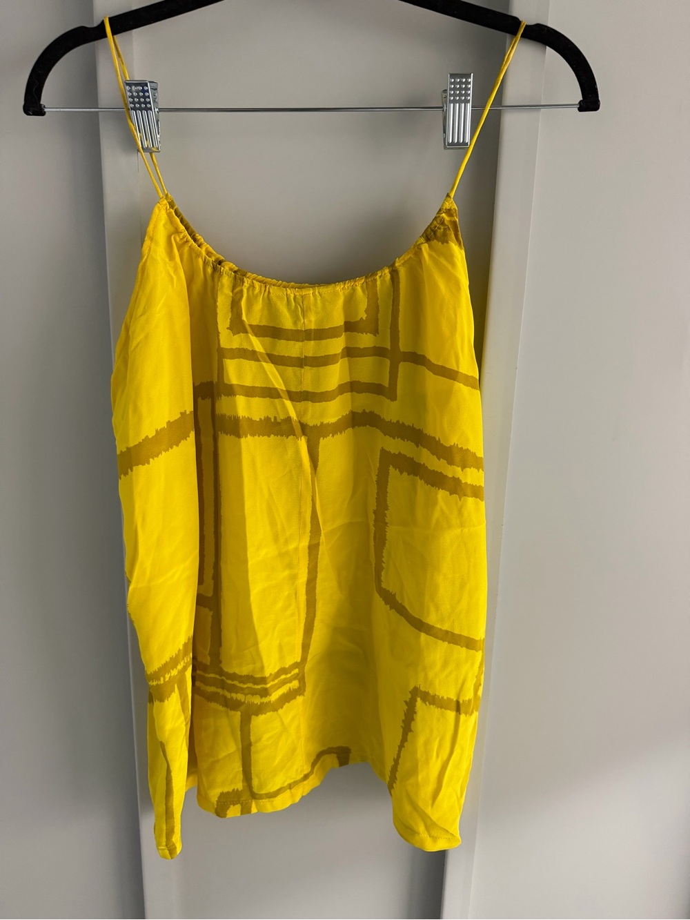 Tucker by Gaby Basora 100% Silk Chartreuse Yellow Geometric Cami M